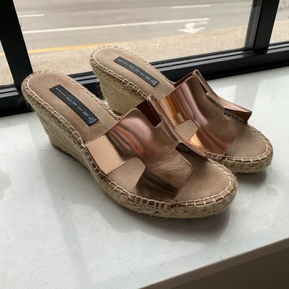 steve madden eryk wedge cognac